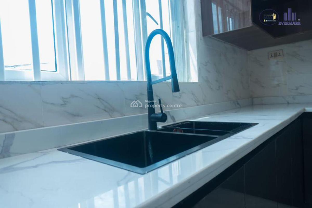 De Castle Max, Orchid Chevron, Lekki, Lagos, House for Sale