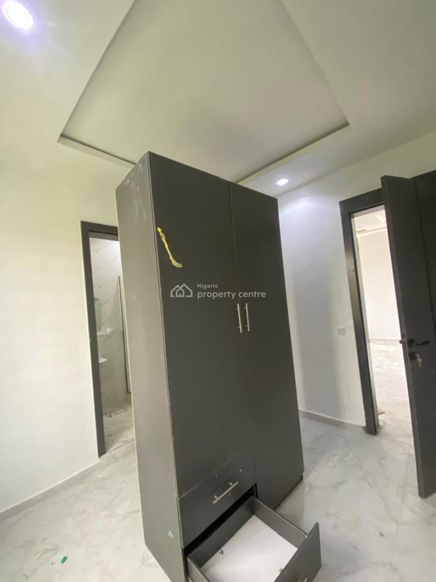 an Executive Two Bedroom Flat, Golden Gardens Estate, Lagos Business Schools, Olokonla, Ajah, Lagos, Flat / Apartment for Rent