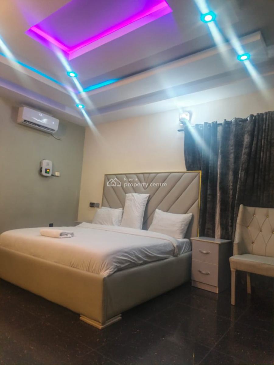 2 Bedroom Apartment, Santos Estate, Akowonjo, Alimosho, Lagos, Flat / Apartment Short Let