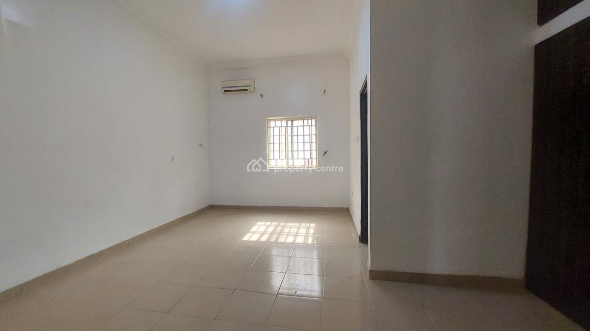 3 Bedroom Serviced Flat with Bq, Utako, Abuja, Flat / Apartment for Rent