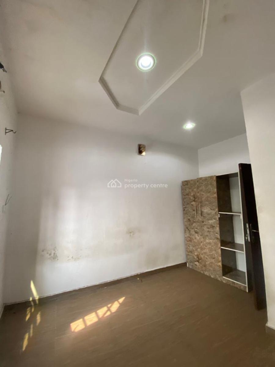 Clean and Spacious 2 Bedroom Terrace Duplex Along Interlocked Road, Sangotedo, Ajah, Lagos, Terraced Duplex for Rent