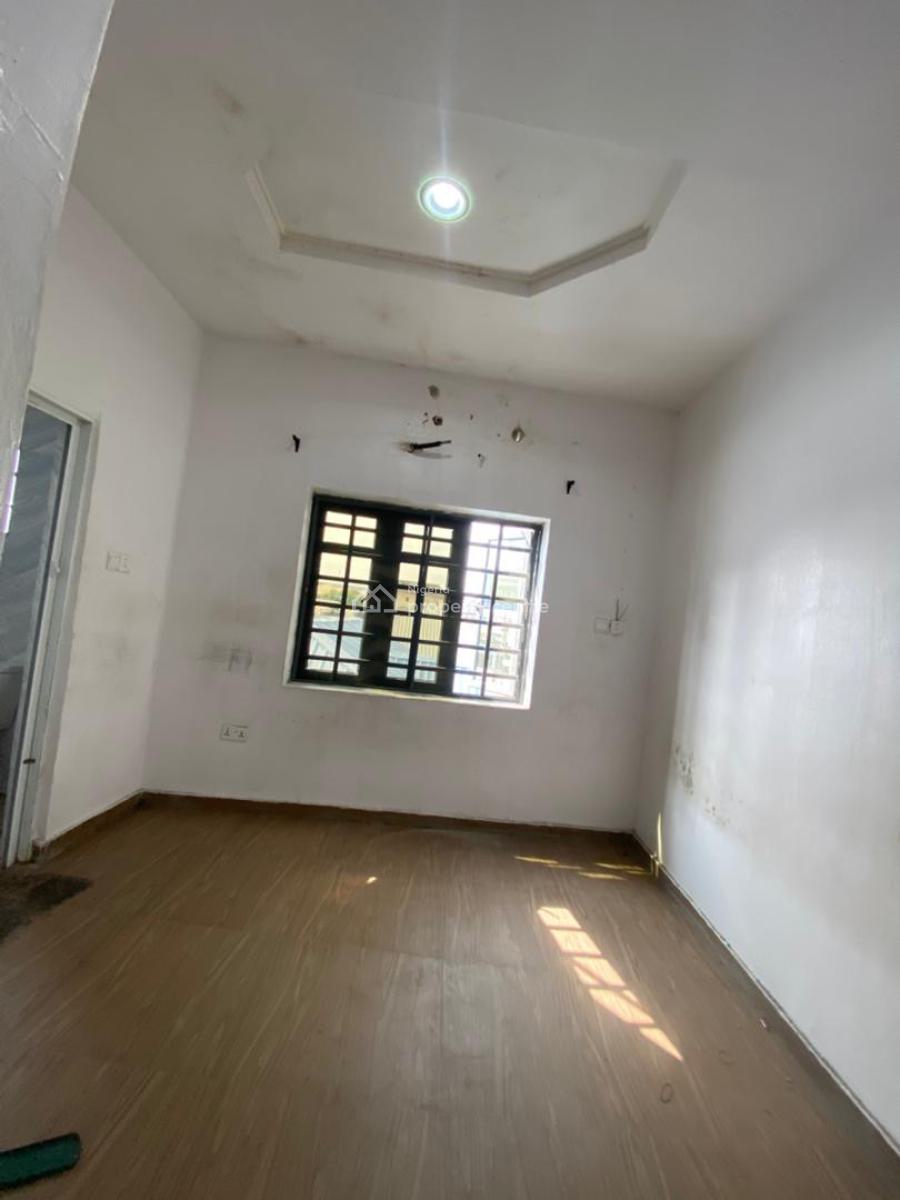 Clean and Spacious 2 Bedroom Terrace Duplex Along Interlocked Road, Sangotedo, Ajah, Lagos, Terraced Duplex for Rent