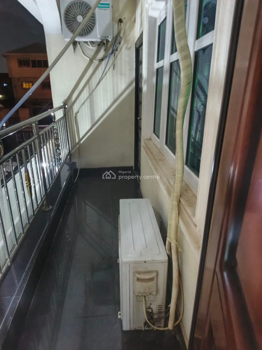 2 Bedroom Apartment, Santos Estate, Akowonjo, Alimosho, Lagos, Flat / Apartment Short Let