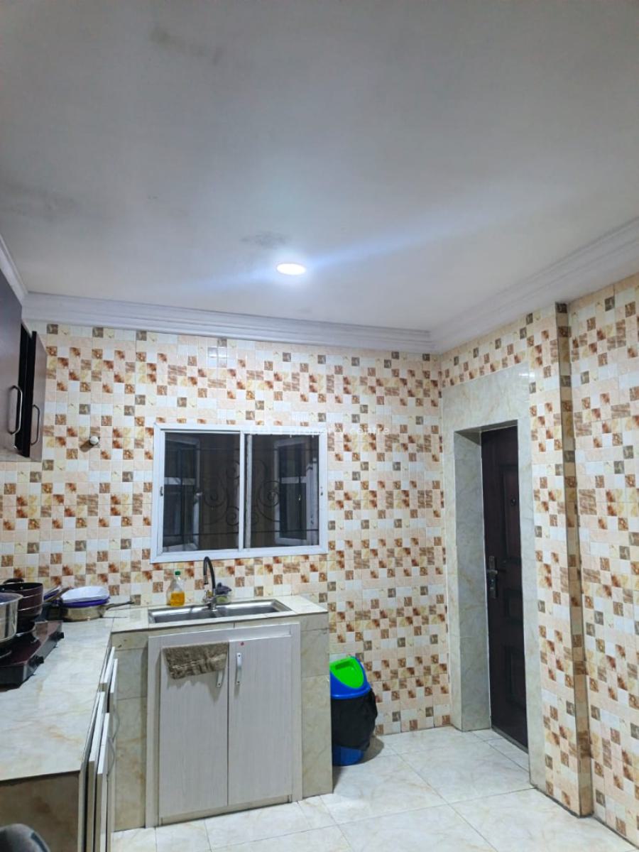 2 Bedroom Apartment, Santos Estate, Akowonjo, Alimosho, Lagos, Flat / Apartment Short Let