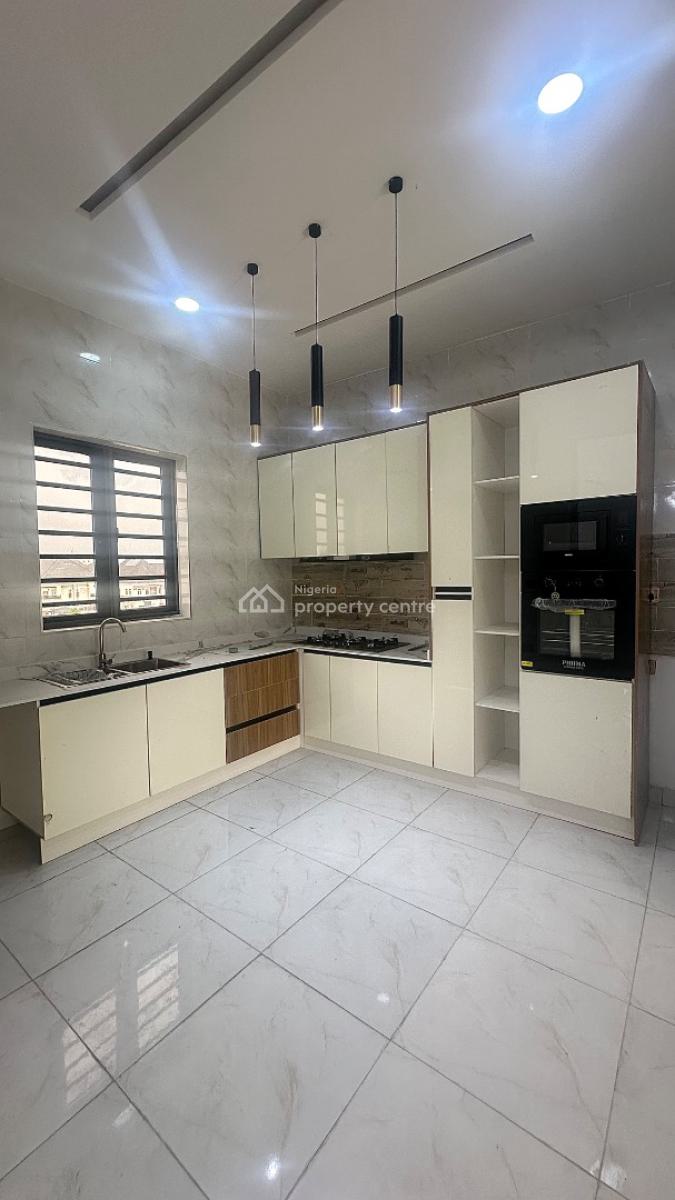 a 2 Bedroom Luxury Apartment + Inverter in a Serene and Secured Estate, Chevron / Agungi Vicinity, Lekki, Lagos, Flat / Apartment for Rent