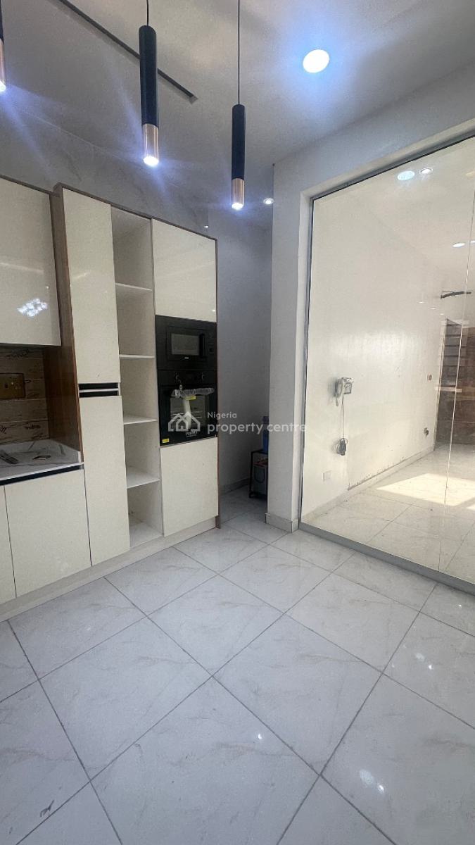 a 2 Bedroom Luxury Apartment + Inverter in a Serene and Secured Estate, Chevron / Agungi Vicinity, Lekki, Lagos, Flat / Apartment for Rent