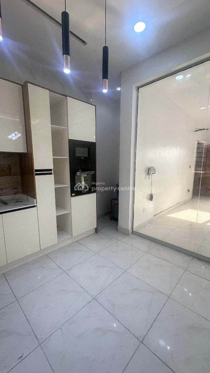 Luxury 2 Bedroom Fly, Chevron, Lekki, Lagos, House for Rent