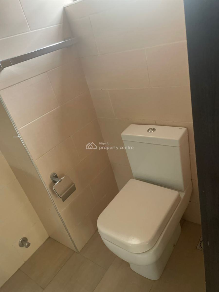 Luxury 3bedrooms Flat, Off Bourdilon, Old Ikoyi, Ikoyi, Lagos, Flat / Apartment for Rent