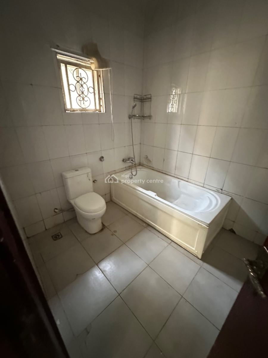 a Standard and Spacious One Room Self Contain Apartment, Efab Metropolis Estate Gwarinpa Extension, Gwarinpa, Abuja, Self Contain (single Rooms) for Rent