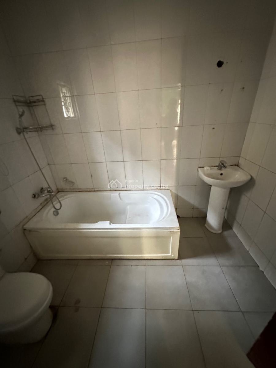 a Standard and Spacious One Room Self Contain Apartment, Efab Metropolis Estate Gwarinpa Extension, Gwarinpa, Abuja, Self Contain (single Rooms) for Rent