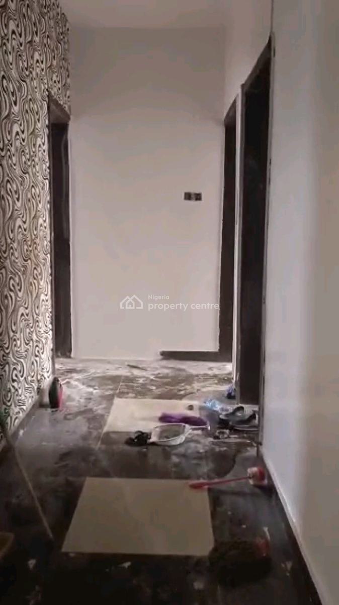 Newly Renovated 3bed Room Flat Upstairs Both Room En Suit with Gest to, Close to Yetunde Brown, Ifako, Gbagada, Lagos, Flat / Apartment for Rent