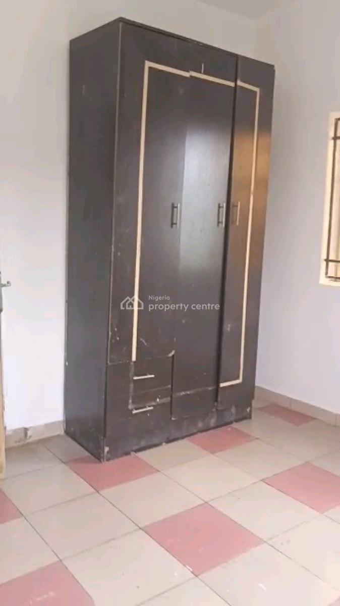 Newly Renovated 3bed Room Flat Upstairs Both Room En Suit with Gest to, Close to Yetunde Brown, Ifako, Gbagada, Lagos, Flat / Apartment for Rent