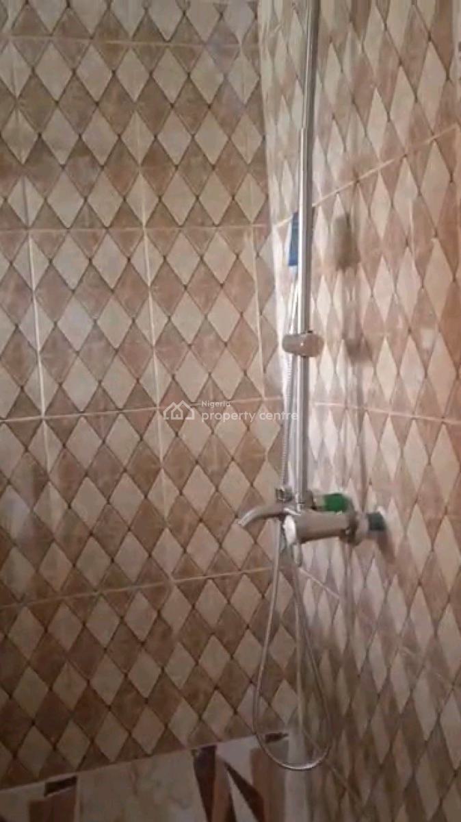 Newly Renovated 3bed Room Flat Upstairs Both Room En Suit with Gest to, Close to Yetunde Brown, Ifako, Gbagada, Lagos, Flat / Apartment for Rent