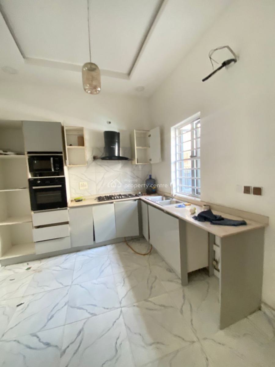 4 Bedrooms Semi Detached Duplex with Bq and Security Post, Lekki, Lagos, Semi-detached Duplex for Rent