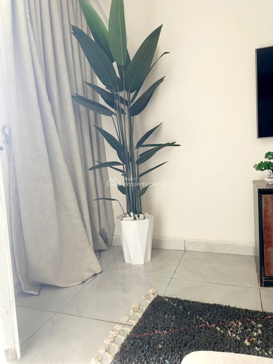 Luxury Fully Furnished 3 Bedrooms Flat in an Estate, Berger Clinic, Life Camp, Abuja, Flat / Apartment for Rent