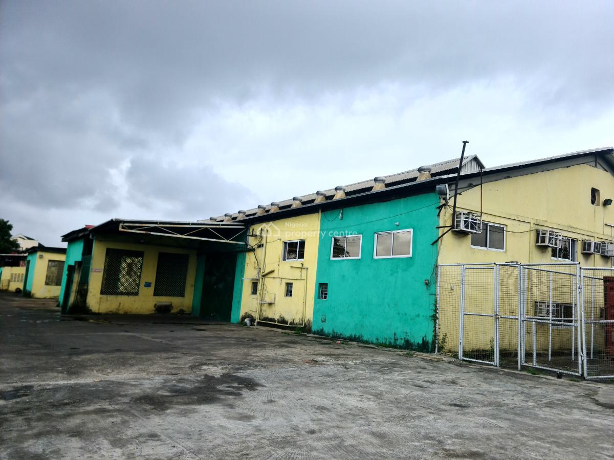7500sqm Self Compound Warehouse, Apapa - Oshodi Expressway, Cele, Isolo, Lagos, Warehouse for Rent