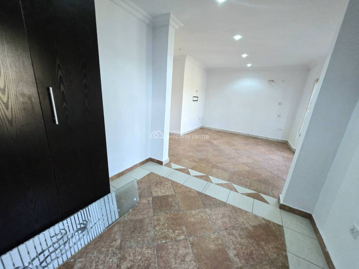 Self Service 4-bedroom Terrace 1 with a Room Staff Quarter, Lekki Phase 1, Lekki, Lagos, Terraced Duplex for Rent