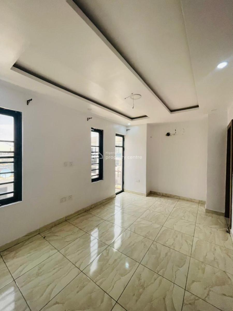 2 Bedrooms, Ologolo, Lekki, Lagos, Flat / Apartment for Rent