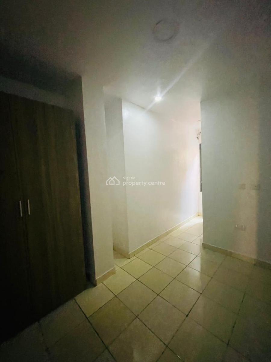 2 Bedrooms, Ologolo, Lekki, Lagos, Flat / Apartment for Rent