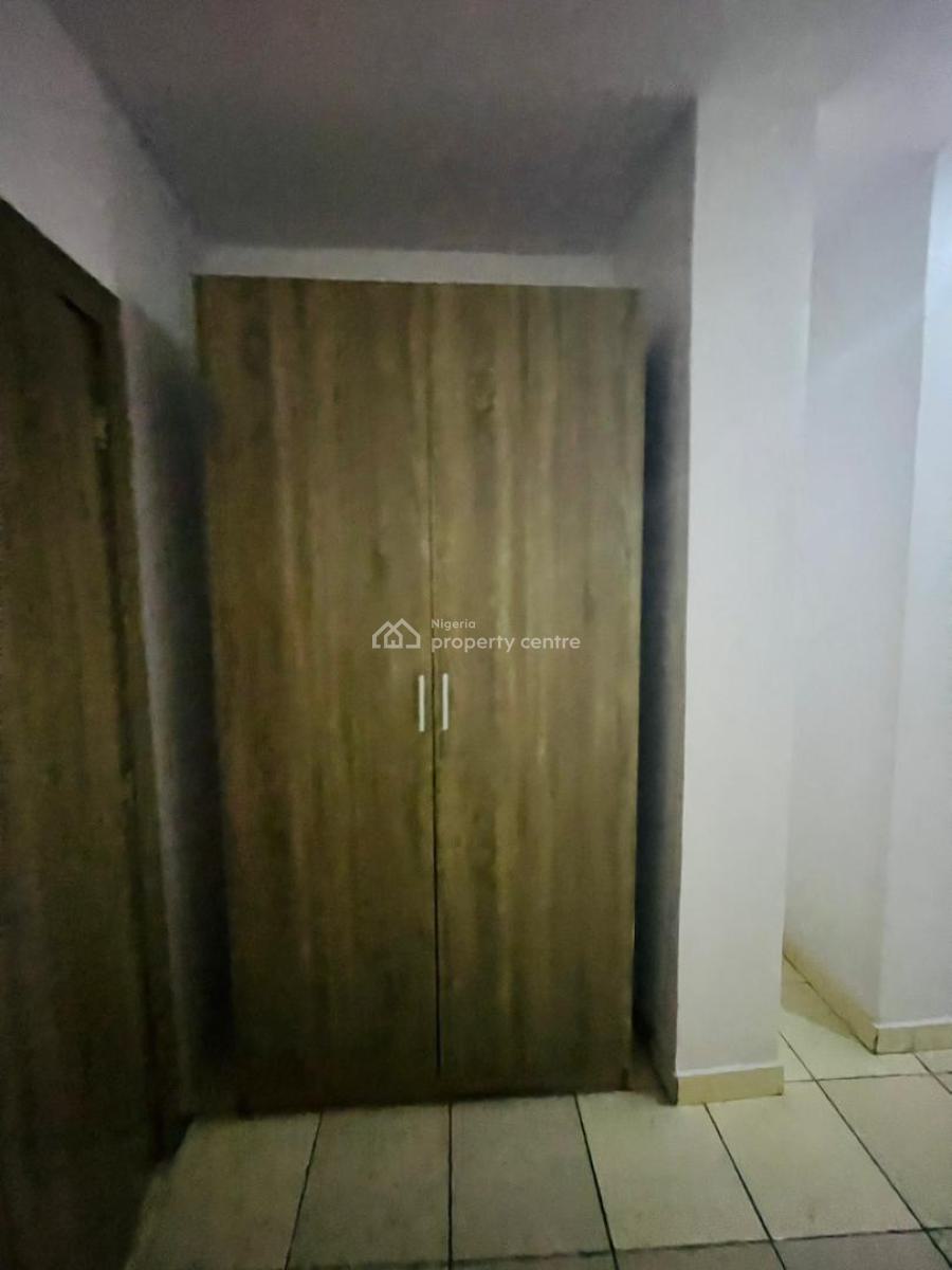 2 Bedrooms, Ologolo, Lekki, Lagos, Flat / Apartment for Rent