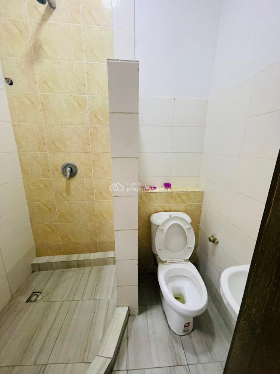 2 Bedrooms, Ologolo, Lekki, Lagos, Flat / Apartment for Rent