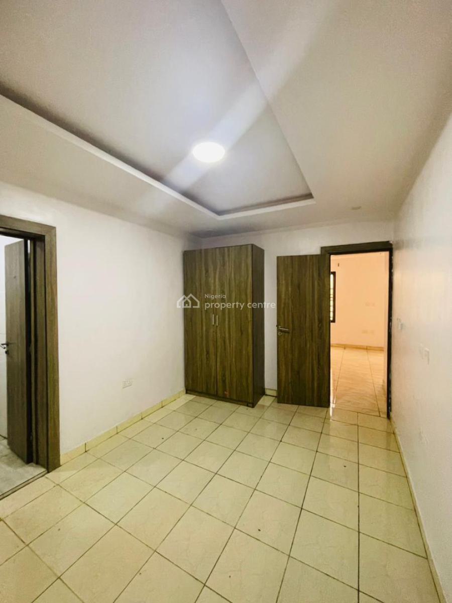 2 Bedrooms, Ologolo, Lekki, Lagos, Flat / Apartment for Rent