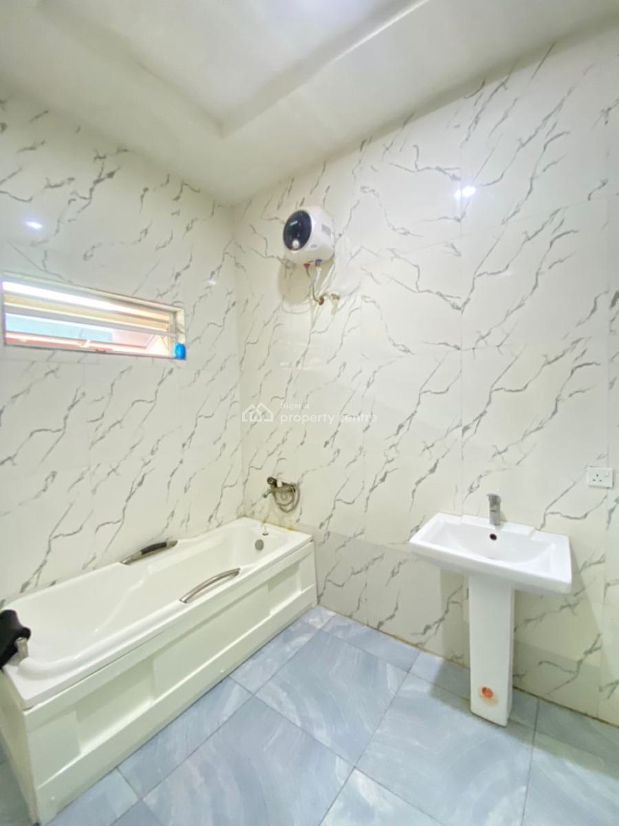 4 Bedrooms Terraced Duplex in an Estate, Orchid Road, Lekki, Lagos, Terraced Duplex for Rent