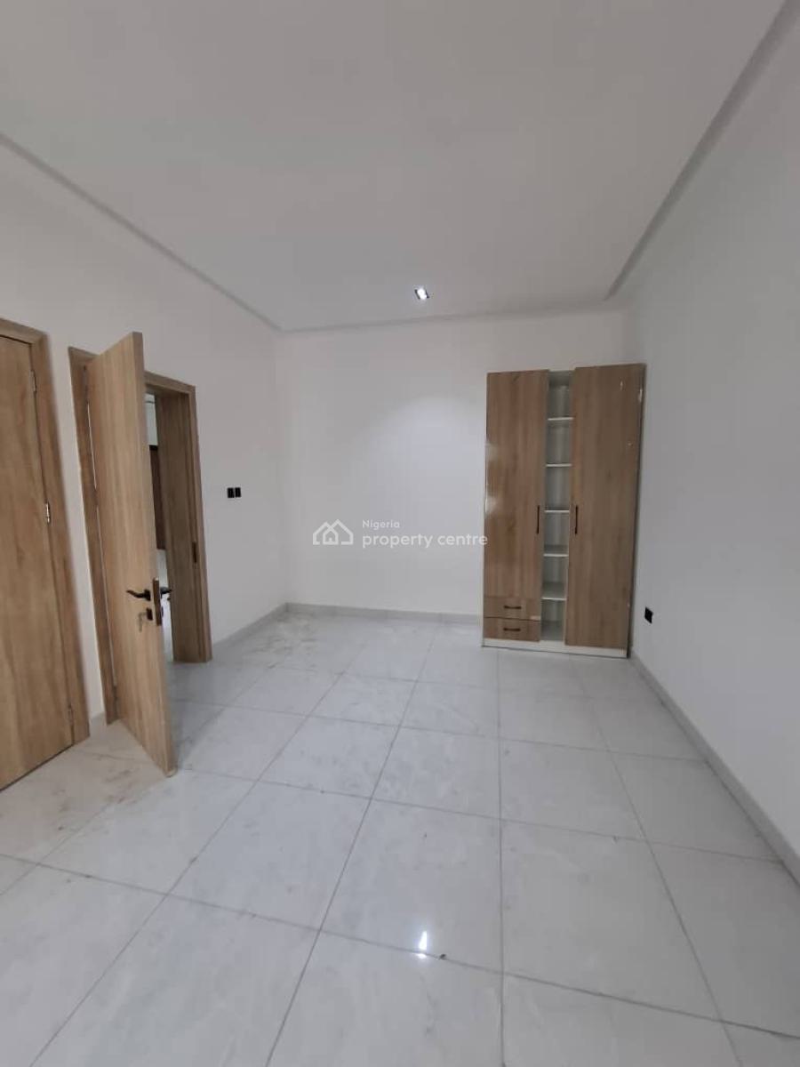 Brand New 2 Bedroom Penthouse (24 Hours Power), Off Freedom Way, Lekki Phase 1, Lekki, Lagos, Flat / Apartment for Rent