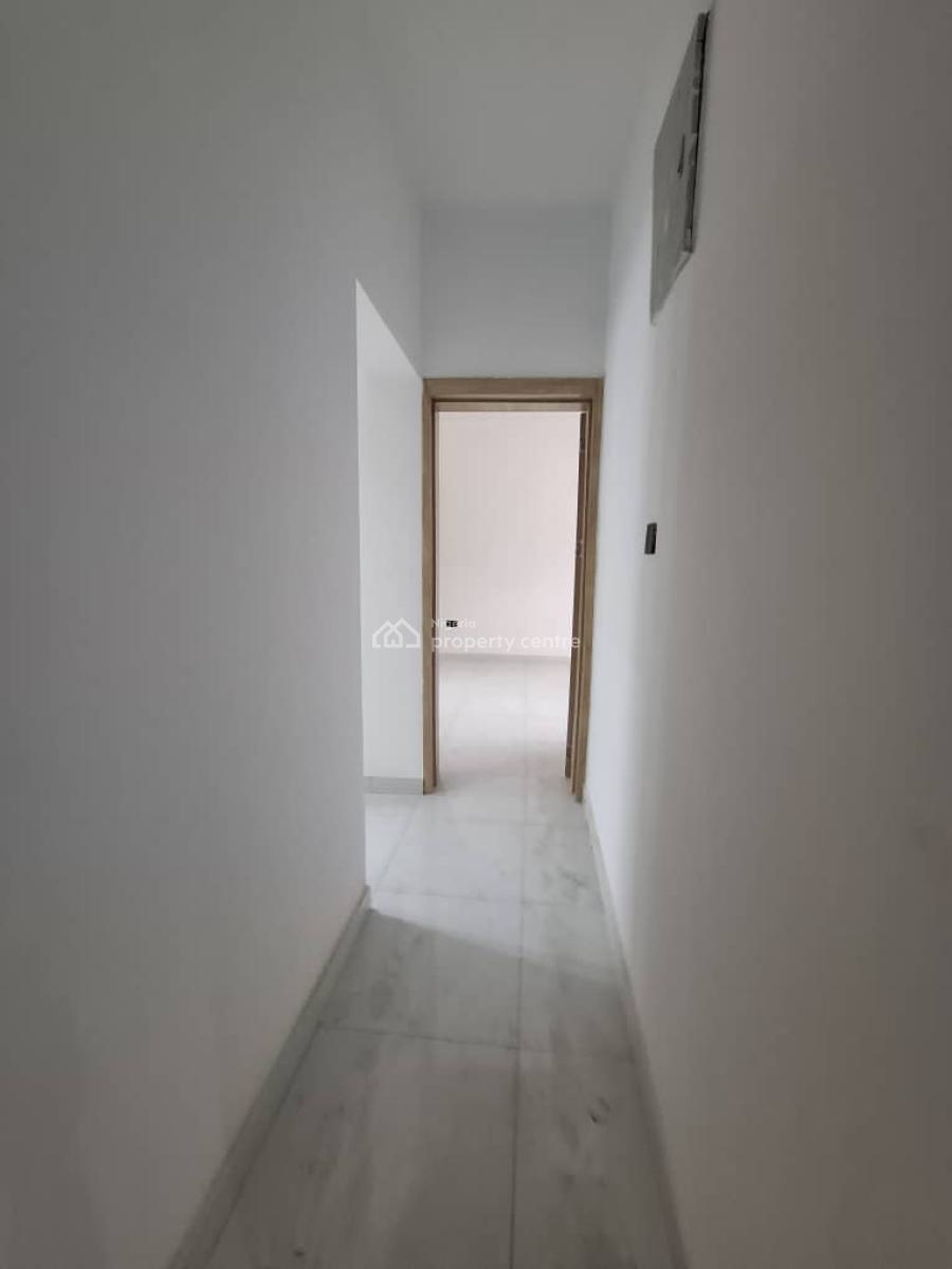 Brand New 2 Bedroom Penthouse (24 Hours Power), Off Freedom Way, Lekki Phase 1, Lekki, Lagos, Flat / Apartment for Rent