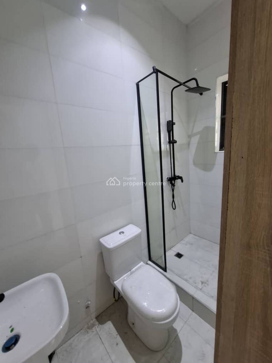 Brand New 2 Bedroom Penthouse (24 Hours Power), Off Freedom Way, Lekki Phase 1, Lekki, Lagos, Flat / Apartment for Rent