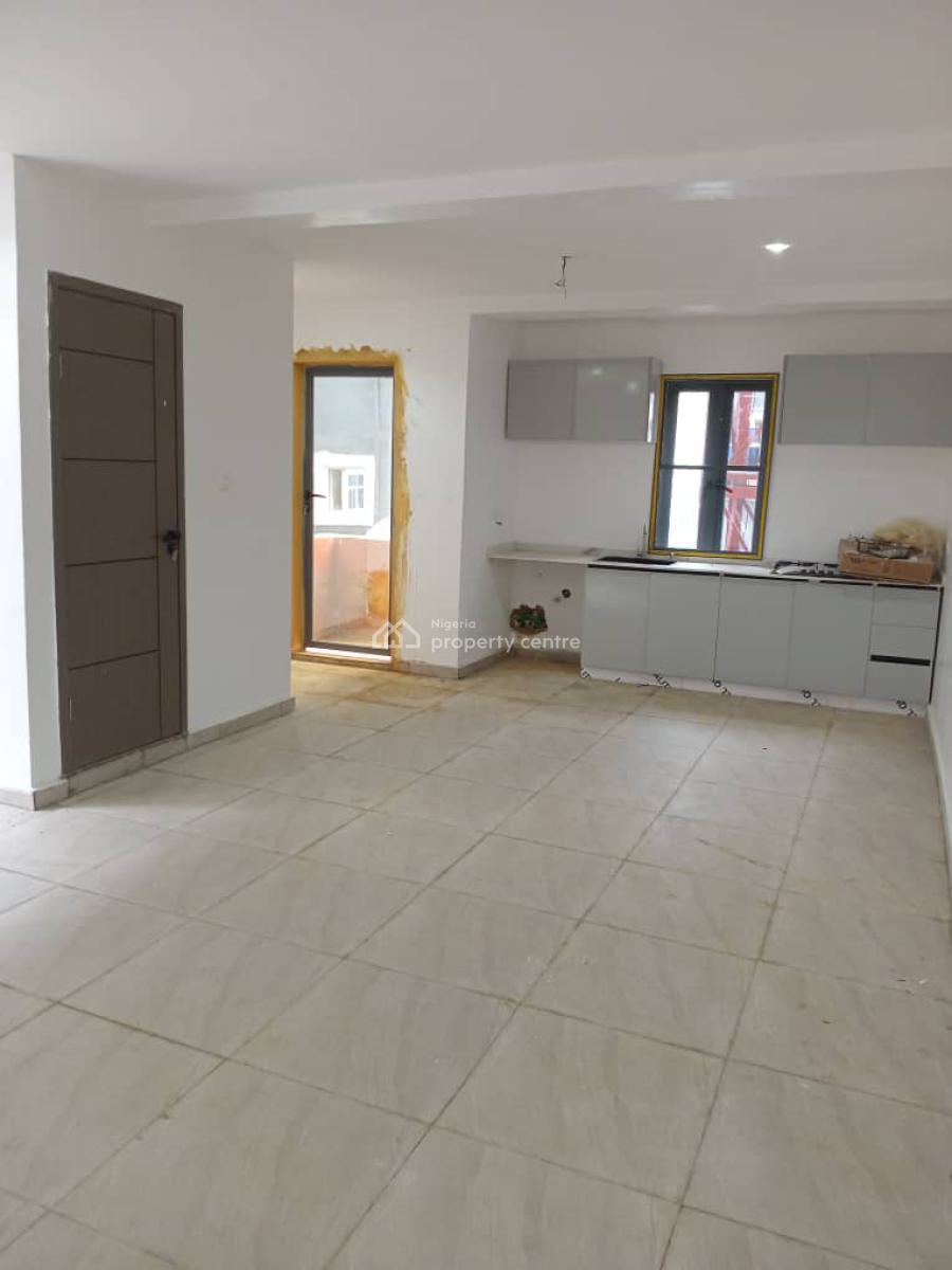 Lovely 2 Bedroom Apartment, Freedom Way, Lekki Phase 1, Lekki, Lagos, Flat / Apartment for Sale