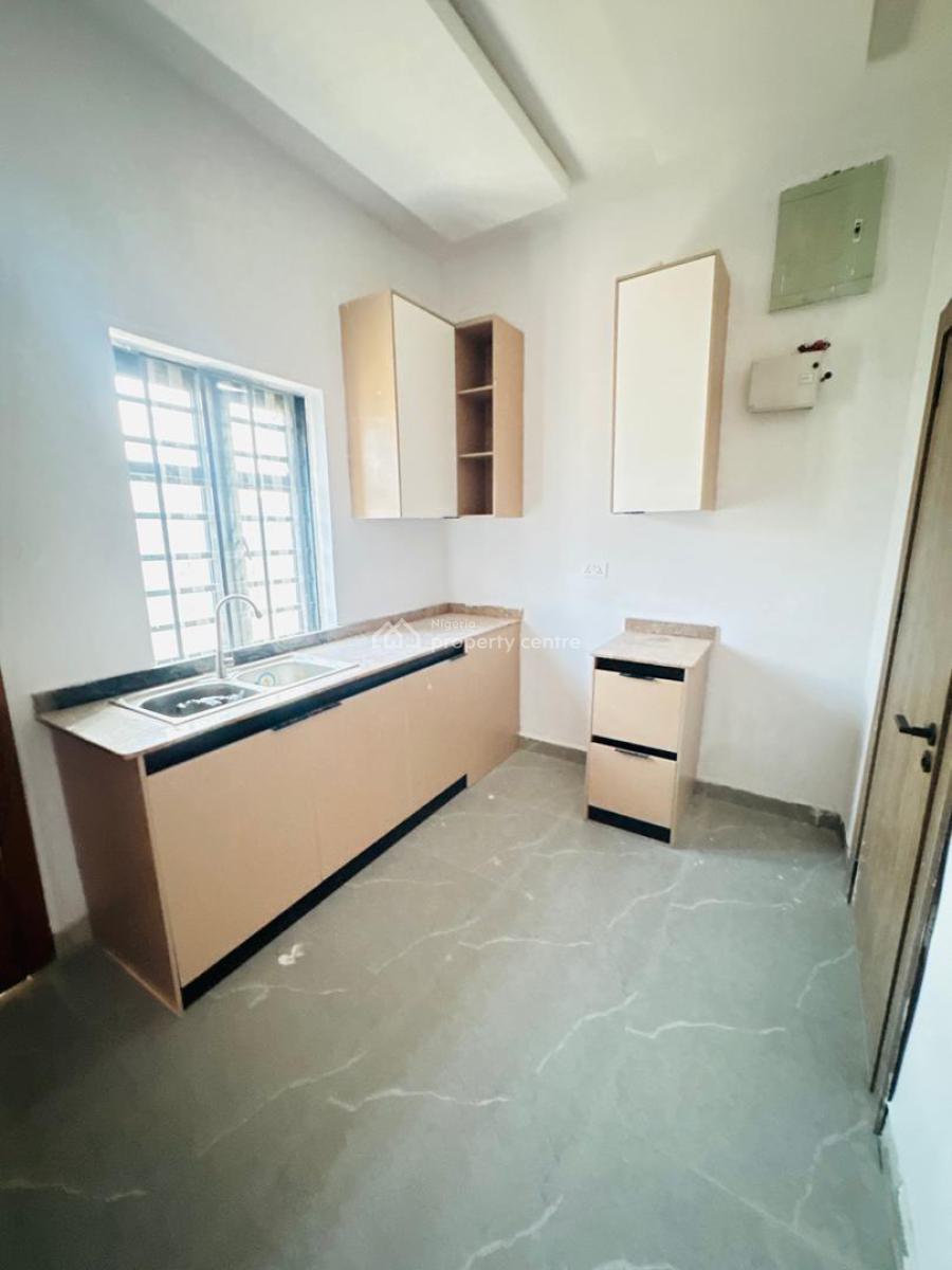 2 Bedroom Terrace, Off Domino Pizza, Ologolo, Lekki, Lagos, Terraced Bungalow for Rent