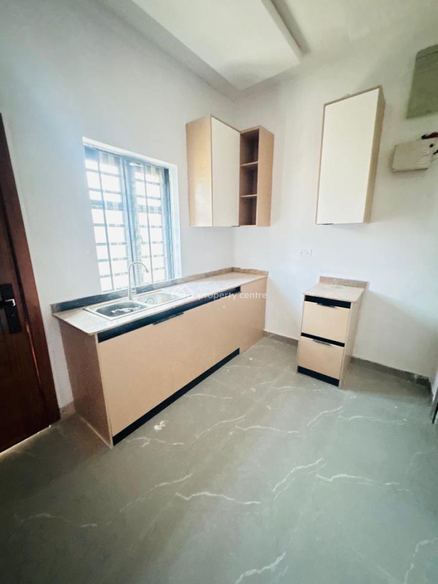 2 Bedroom Terrace, Off Domino Pizza, Ologolo, Lekki, Lagos, Terraced Bungalow for Rent