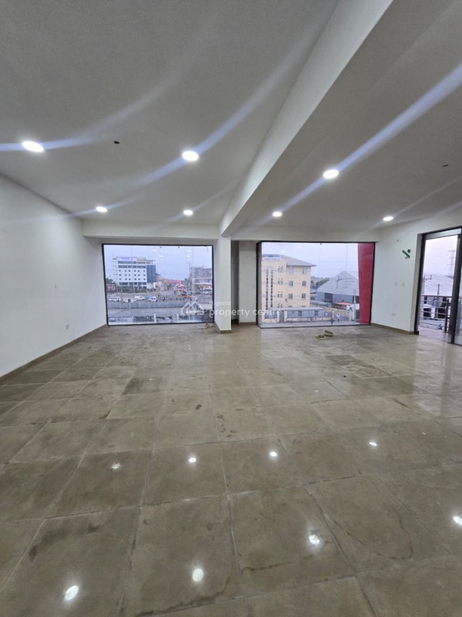 Luxury Serviced 98sqms Shop / Office Space, Lekki Phase 1, Lekki, Lagos, Shop for Rent