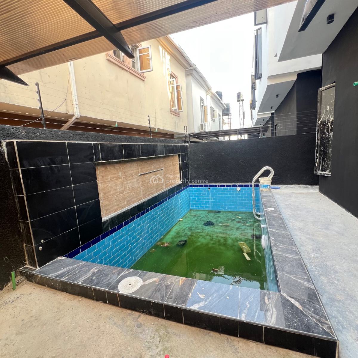 5 Bedroom & Bq, Agungi, Lekki, Lagos, Terraced Duplex for Sale