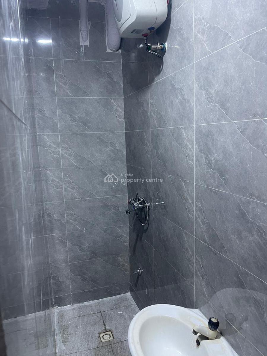 Fully Serviced Studio Apartment with Kitchenette, Lekki Phase 1, Lekki, Lagos, Self Contain (single Rooms) for Rent