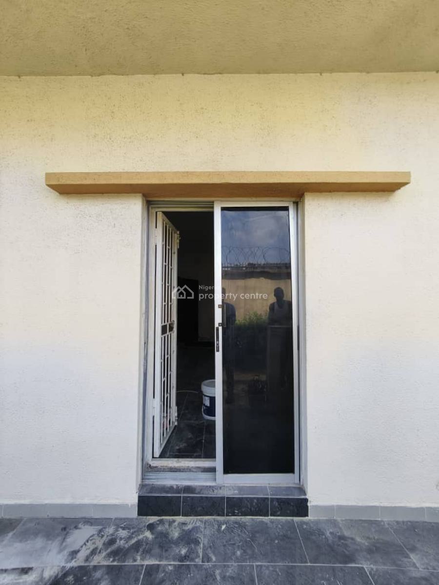 Luxury and Spacious Studio Apartment Is Available, Off Admiralty Way, Lekki Phase 1, Lekki, Lagos, Flat / Apartment for Rent