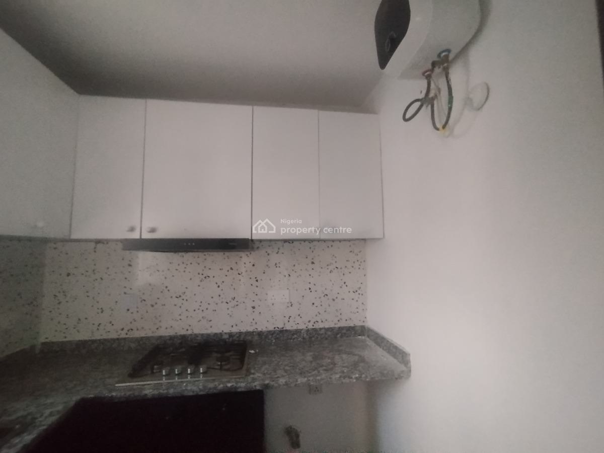 Tastefully Finished 2 Bedroom Apartment, Off Admiralty Way, Lekki Phase 1, Lekki, Lagos, Flat / Apartment for Rent