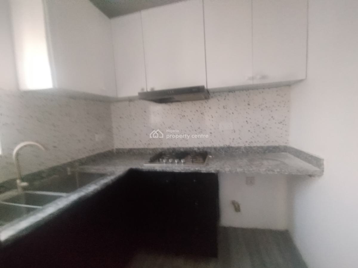 Tastefully Finished 2 Bedroom Apartment, Off Admiralty Way, Lekki Phase 1, Lekki, Lagos, Flat / Apartment for Rent