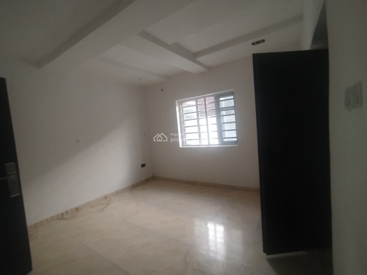 Tastefully Finished 2 Bedroom Apartment, Off Admiralty Way, Lekki Phase 1, Lekki, Lagos, Flat / Apartment for Rent