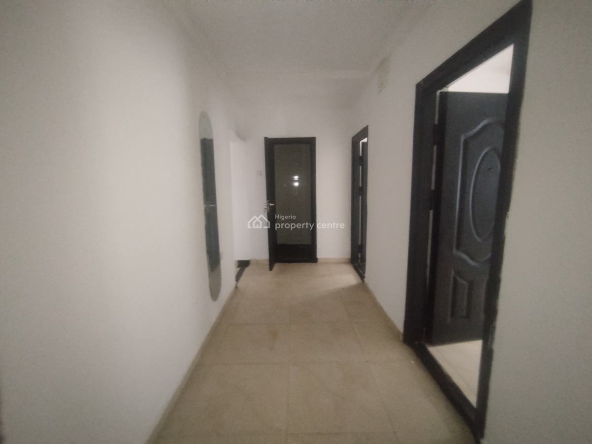 Tastefully Finished 2 Bedroom Apartment, Off Admiralty Way, Lekki Phase 1, Lekki, Lagos, Flat / Apartment for Rent