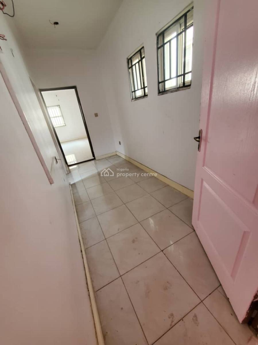 Standard 2 Bedroom Apartment, Lekki Phase1 Lekki Lagos, Lekki Phase 1, Lekki, Lagos, Flat / Apartment for Rent