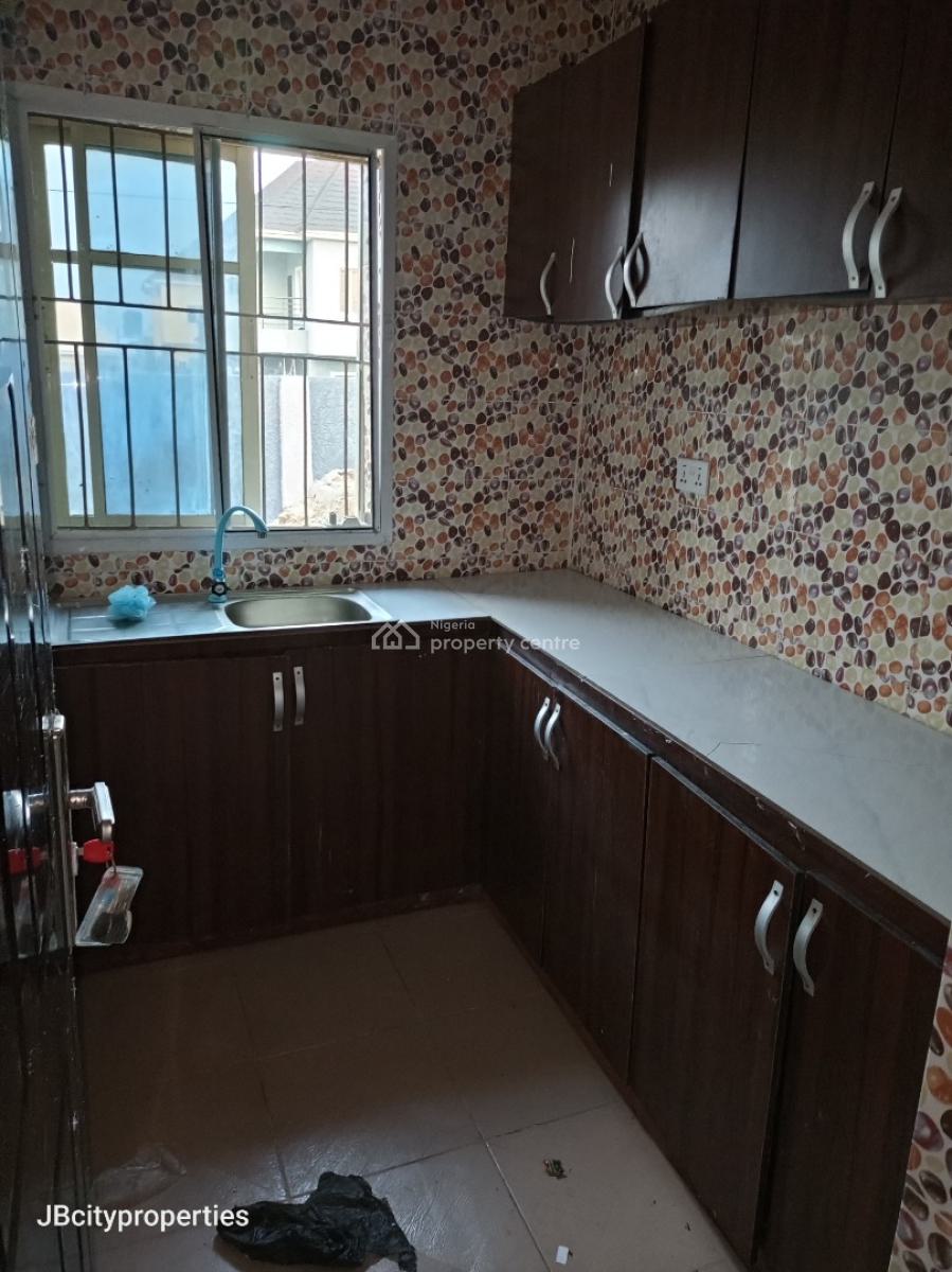 Sharp 2 Bedroom Apartment, Ogombo, Ogombo, Ajah, Lagos, Flat / Apartment for Rent
