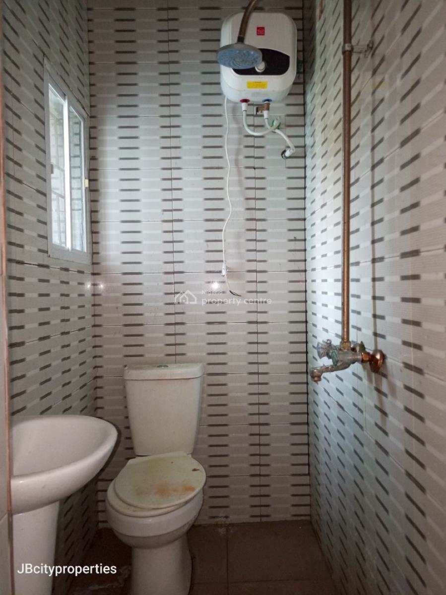 Sharp 2 Bedroom Apartment, Ogombo, Ogombo, Ajah, Lagos, Flat / Apartment for Rent