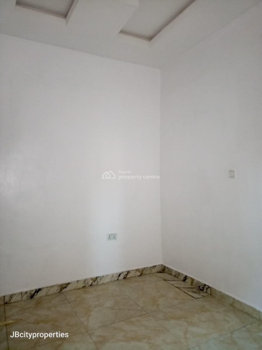 Sharp 2 Bedroom Apartment, Ogombo, Ogombo, Ajah, Lagos, Flat / Apartment for Rent