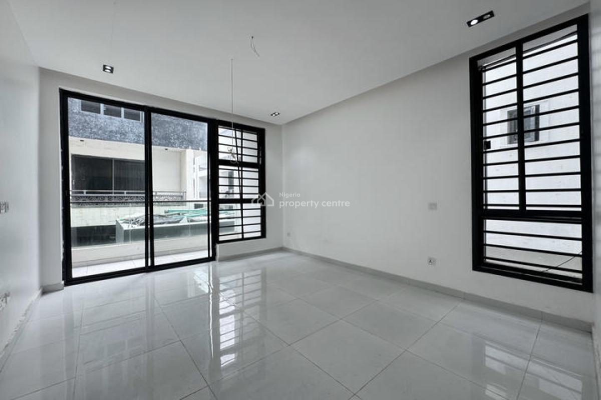 Luxury 2 Bedroom Apartment with Swimming Pool and Gym, Ologolo, Lekki, Lagos, Block of Flats for Sale