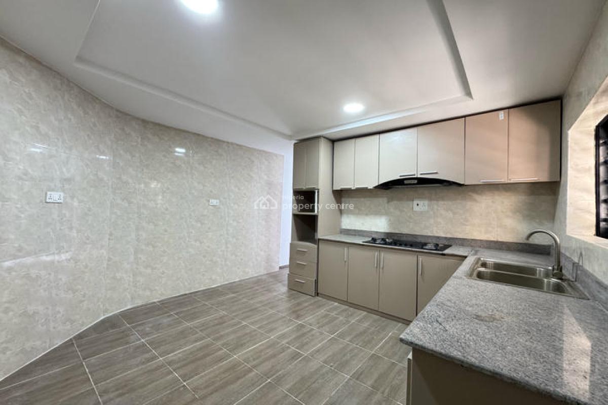 Luxury 4 Bedroom Terraced Duplex with Boys Quarter and Swimming Pool, Ologolo, Lekki, Lagos, Terraced Duplex for Sale