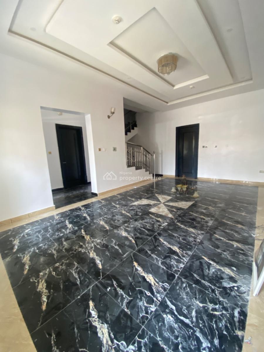Luxurious 3 Bedroom House with Bq, Lekki Right, Lekki Phase 1, Lekki, Lagos, Terraced Duplex for Rent