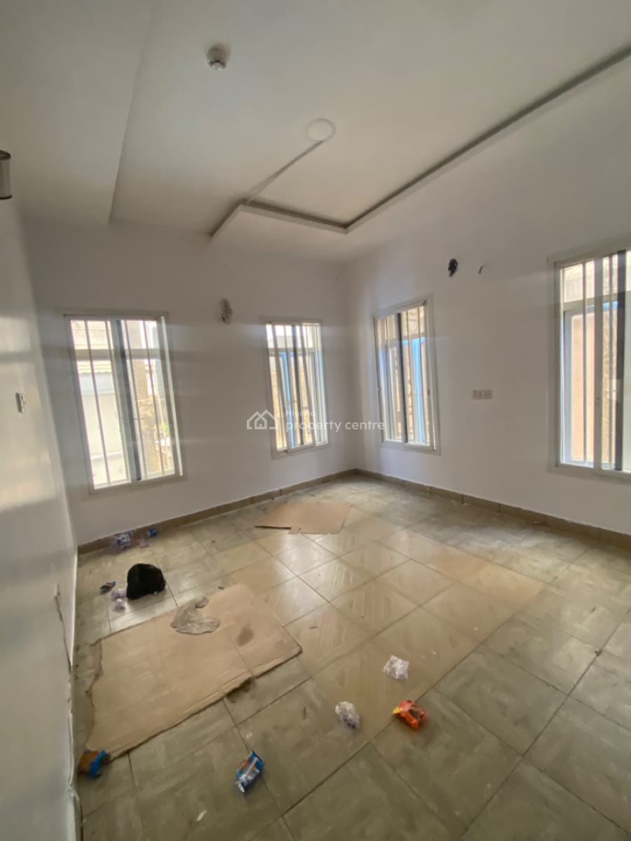 Luxurious 3 Bedroom House with Bq, Lekki Right, Lekki Phase 1, Lekki, Lagos, Terraced Duplex for Rent