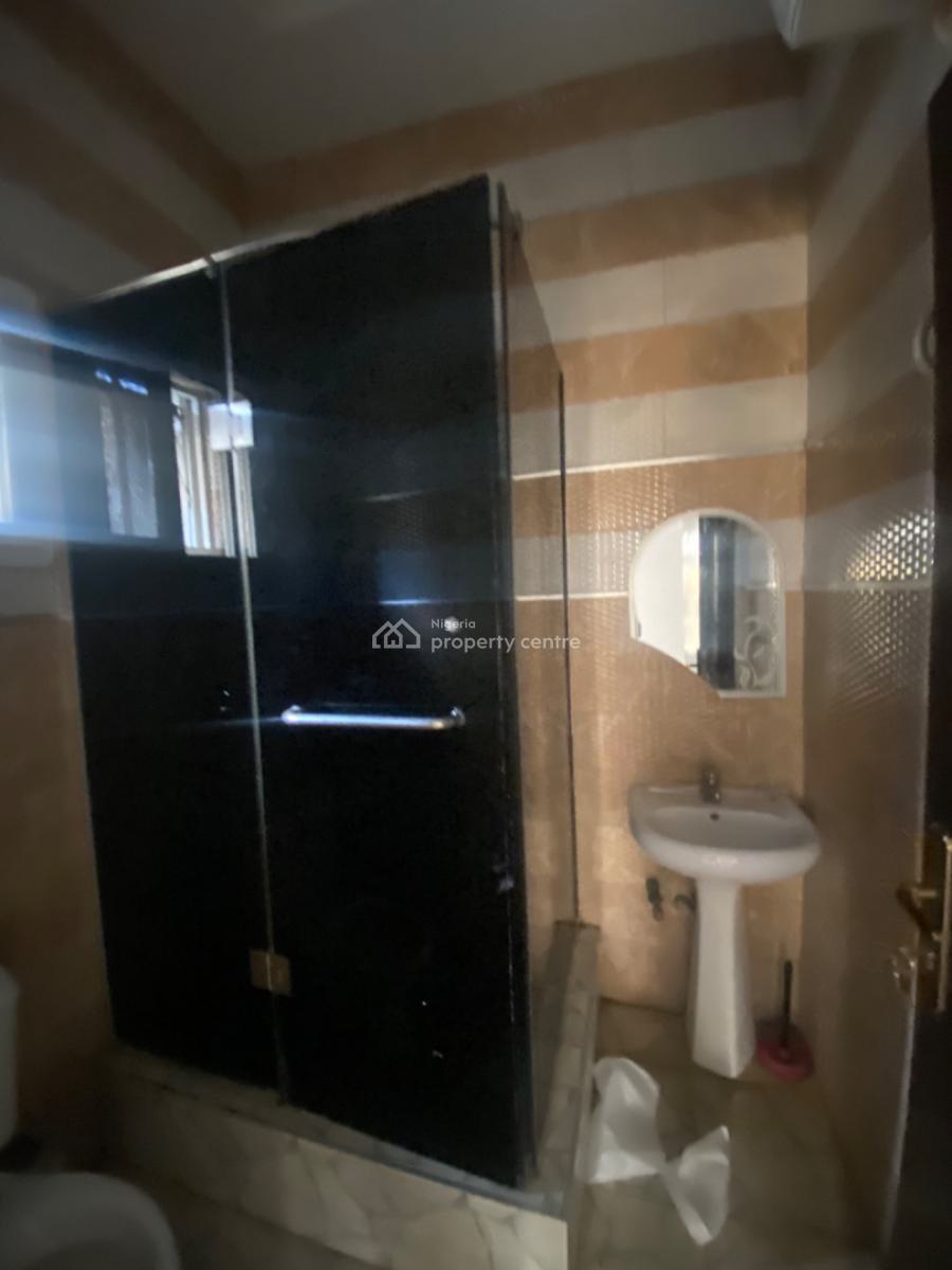 Luxurious 3 Bedroom House with Bq, Lekki Right, Lekki Phase 1, Lekki, Lagos, Terraced Duplex for Rent